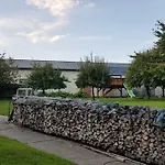 Ferienwohnung/monteurzimmer Auf Dem Bauernhof Διαμέρισμα *