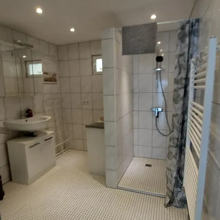 Ferienwohnung/monteurzimmer Auf Dem Bauernhof *